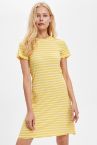 Slim Fit Bisiklet Yaka Çizgili Kaşkorse Mini Kısa Kollu Örme Elbise