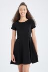 Slim Fit Bisiklet Yaka Mini Kısa Kollu Örme Elbise