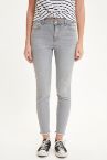 Rebeca Skinny Fit Yırtık Detaylı Jean Pantolon