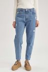 Yüksek Bel Mom Fit Yırtık Detaylı Jean Pantolon
