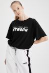 Slogan Baskılı Kısa Kollu Crop Tişört