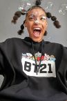 BT21 Lisanslı Oversize Kapüşonlu Uzun Kollu Sweatshirt