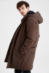 Slim Fit Kapüşonlu Baskılı Rüzgar Geçirmez Uzun Mont Parka