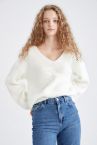 Oversize Fit V Yaka Kazak