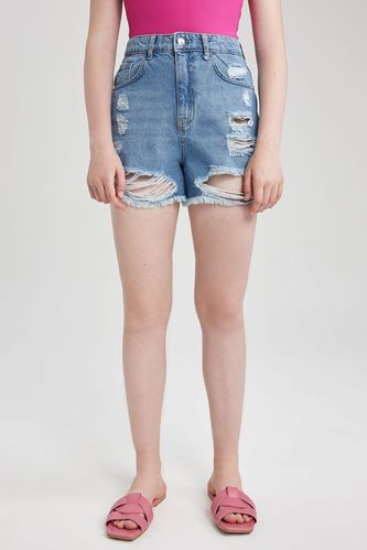 Mom Fit Normal Waist Cropped-Tip Jean Shorts