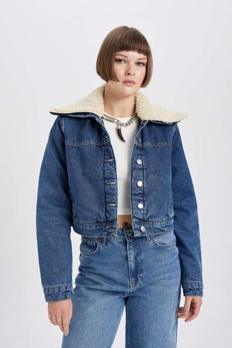 Jean Jacket with Faux Fur Collar