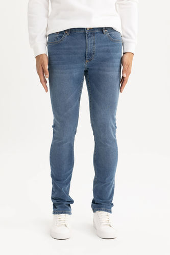 Pedro Slim Fit Jeans