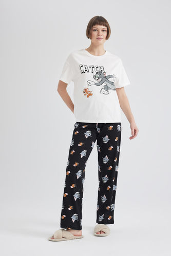 Fall in Love Tom & Jerry Regular Fit Kısa Kollu Pijama Takımı
