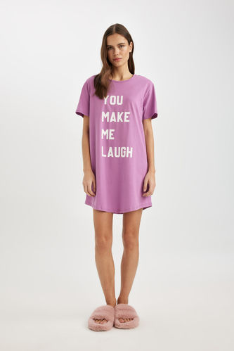 Fall in Love Crew Neck Printed Short Sleeve Nightgown