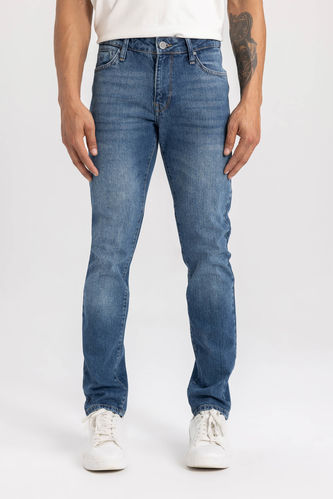 Pedro Slim Fit Normal Waist Narrow Leg Jeans