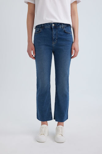 Pantalon Jean Taille Haute Coupe Crop Flare et Longueur de Cheville
