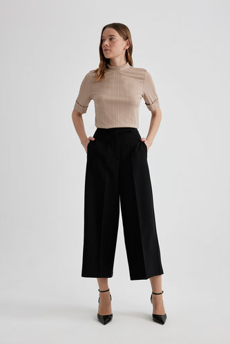 Culotte Fit Wide Leg Chino Trousers