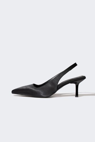Kadın Yüksek Taban Klasik Ayakkabı