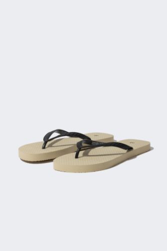 Woman Flat Sole Flip flops