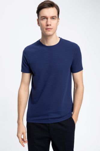 Slim Fit Bisiklet Yaka Kısa Kollu Basic Tişört