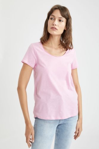 Basic Relax Fit Geniş Yaka Tişört