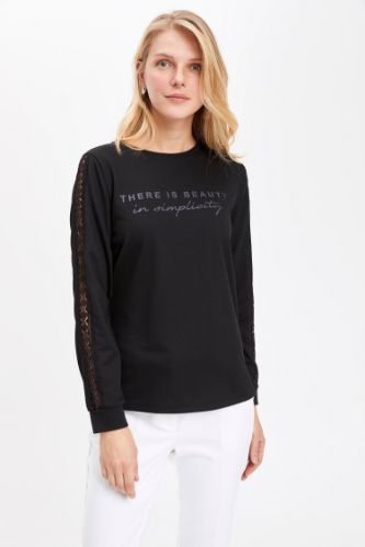 Slogan Baskılı Şerit Detaylı Uzun Kollu T-shirt