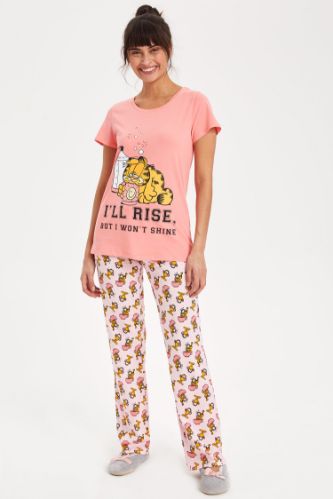 Garfield Baskılı Lisanslı Pijama Takımı