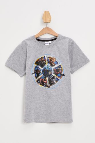 Erkek Çocuk Avengers Lisanslı Hologram Baskılı Tişört