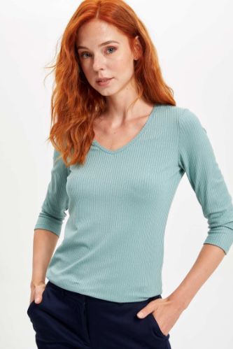 Uzun Kollu Tişört Slim Fit V Yaka Yarım Kol