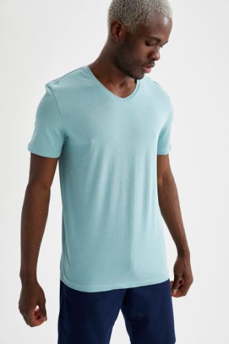Slim Fit V Yaka Basic Tişört