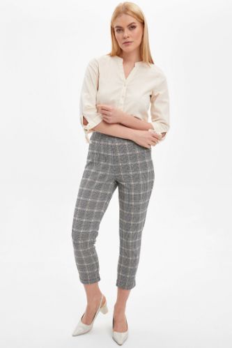 Relax Fit Çizgili Dokuma Pantolon