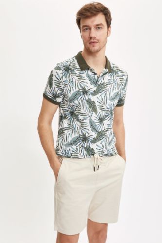 Slim Fit Polo Yaka Desenli Cepsiz Kısa Kollu Polo Tişört