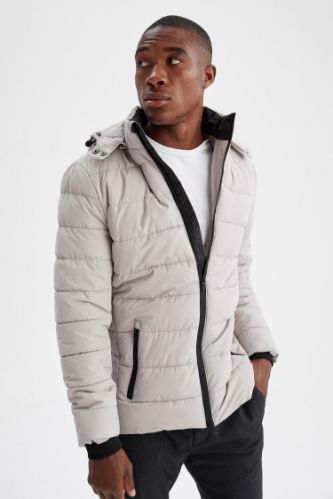 Kapüşonlu Slim Fit Şişme Mont