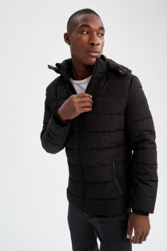 Kapüşonlu Slim Fit Şişme Mont