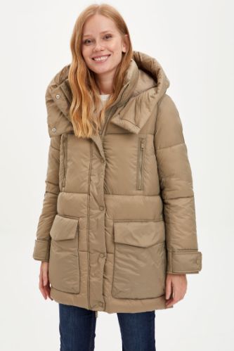 Oversize Kapüşonlu Çok Fermuarlı Parka