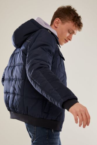 Slim Fit Kapüşonlu Kalın Mont