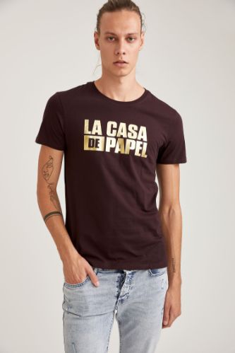 La Casa De Papel Lisanslı Slim Fit Bisiklet Yaka Kısa Kollu Tişört
