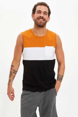 Regular Fit Bisiklet Yaka Atlet