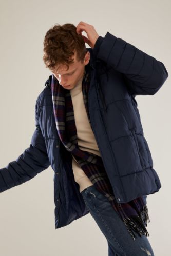 Kapüşonlu Slim Fit Kalın Mont