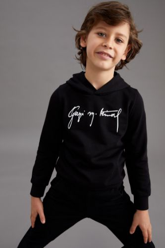 Erkek Çocuk 29 Ekim Atatürk Baskılı Kapüşonlu İçi Yumuşak Tüylü Sweatshirt