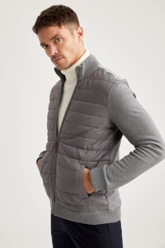 Regular Fit Dik Yaka Fermuarlı Hırka