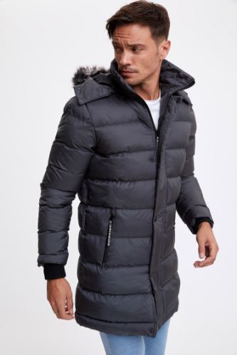 Kapüşonlu Slim Fit Şişme Kalın Mont