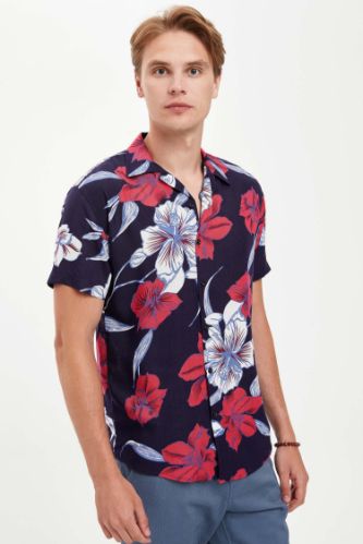 Çiçek Desenli Slim Fit Kısa Kollu Viskoz Gömlek