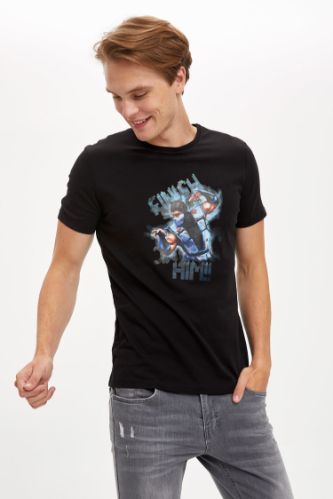 Mortal Kombat Lisanslı Slim Fit Bisiklet Yaka Tişört