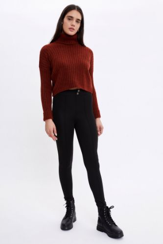 Düğme Detaylı Skinny Fit Pantolon