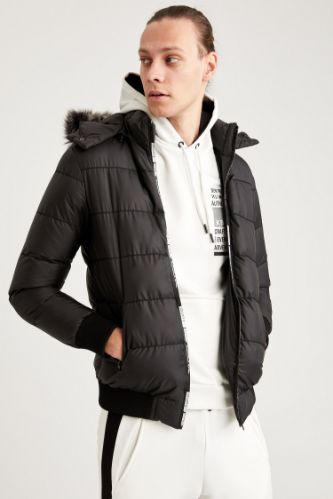 Slim Fit Yakası Peluş Kürklü Şişme Kalın Mont