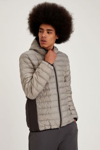 Kapüşonlu Slim Fit İnce Şişme Mont