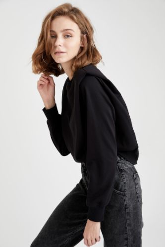 Vatka Omuzlu Örme Sweatshirt