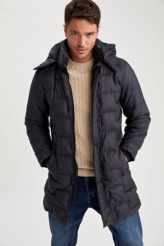 Slim Fit Kapüşonlu Uzun Şişme Kalın Parka