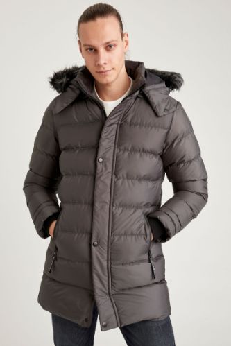 Kapüşonlu Peluş Kürklü Şişme Kalın Parka