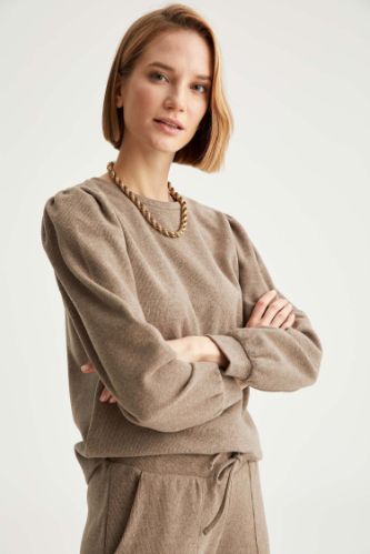 Büzgülü Omuzlu Balon Kollu Sweatshirt