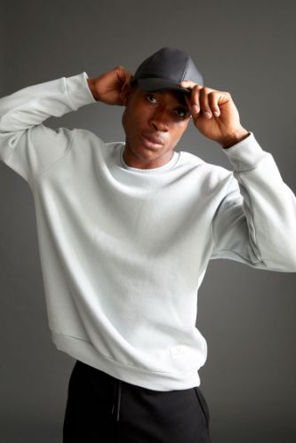 Oversize Fit Bisiklet Yaka Basic Pamuklu Sweatshirt