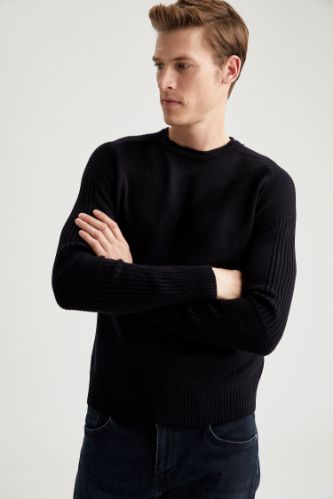 V Desenli Slim Fit Bisiklet Yaka Triko Kazak