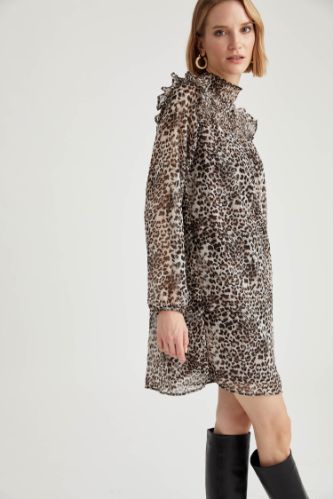 Leopar Desenli Volan Detaylı Elbise