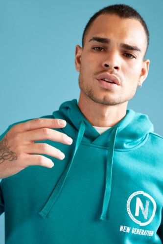 Slim Fit Kapüşonlu Slogan Baskılı Pamuklu Sweatshirt